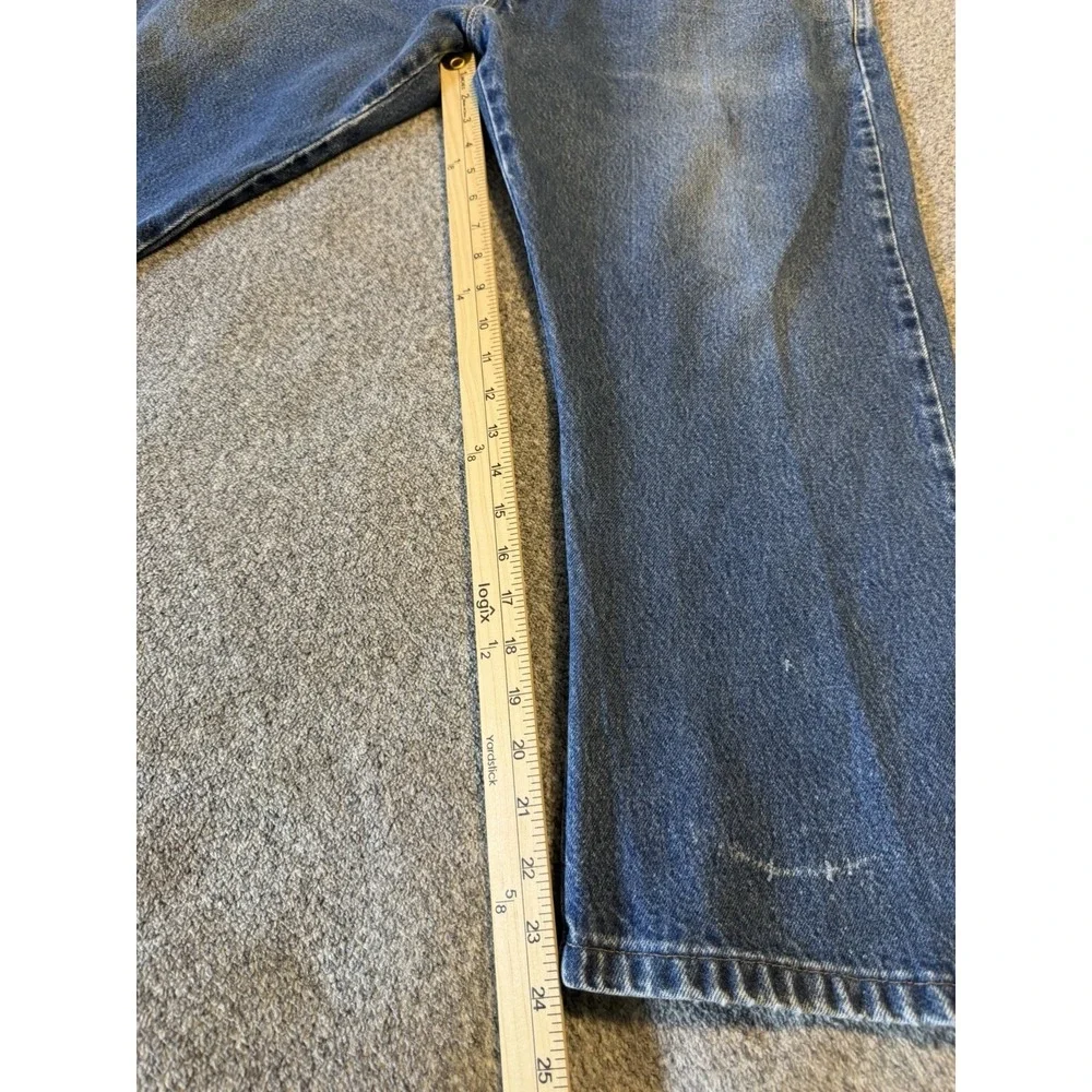 Levis inspired pocket fit